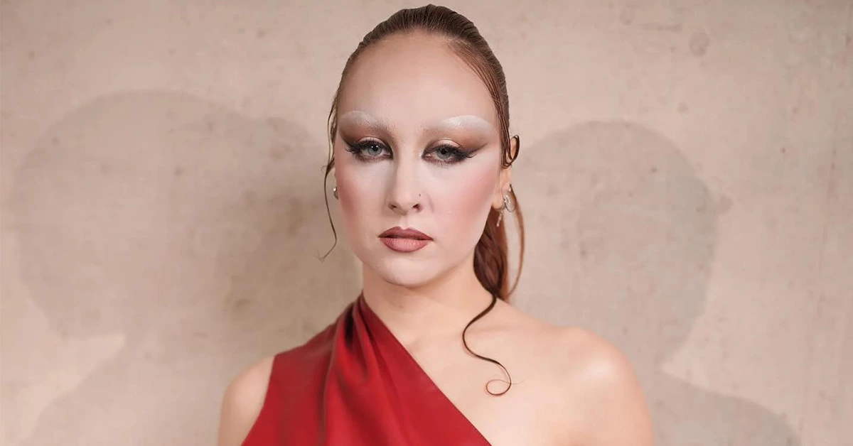 Who Is Chappell Roan? Age, Songs, Net Worth, Style & Career